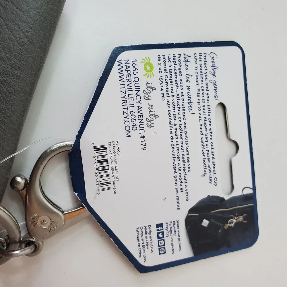 NWT Itzy Ritzy Cute N Clean Sanitizer Holder Charm Grey